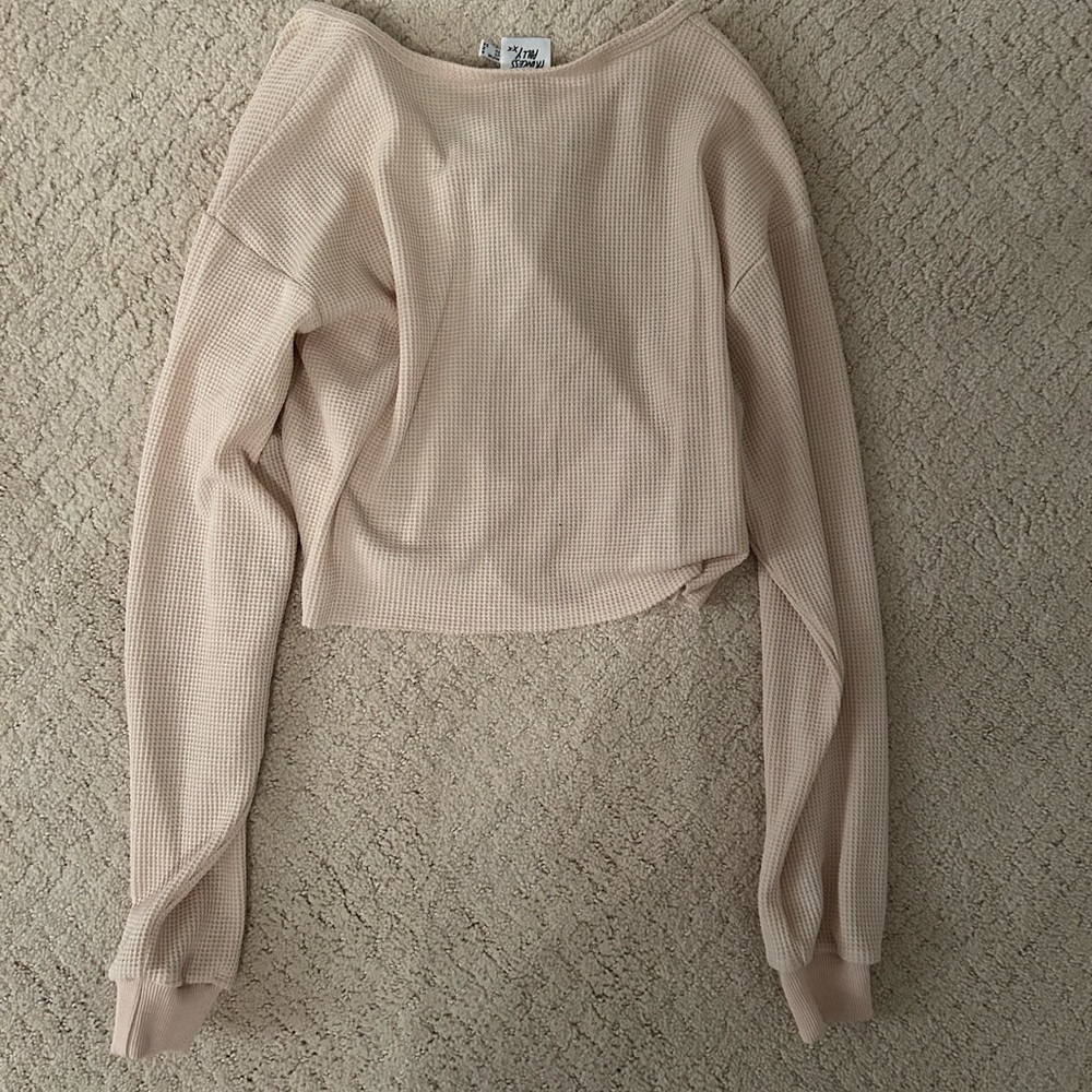 Princess Poly Cropped Sweater - Picture 3 of 4